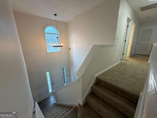 Building Photo - 620 Manor Glen Dr