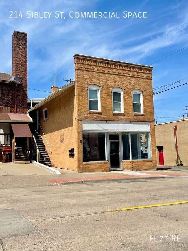 Building Photo - 214 Sibley St