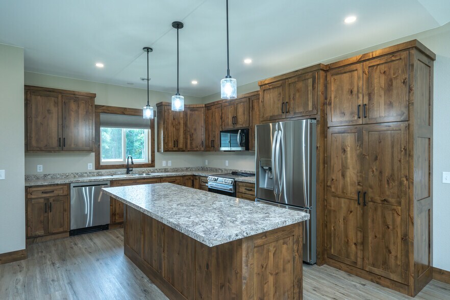 Building Photo - 11533 Forestview Dr S