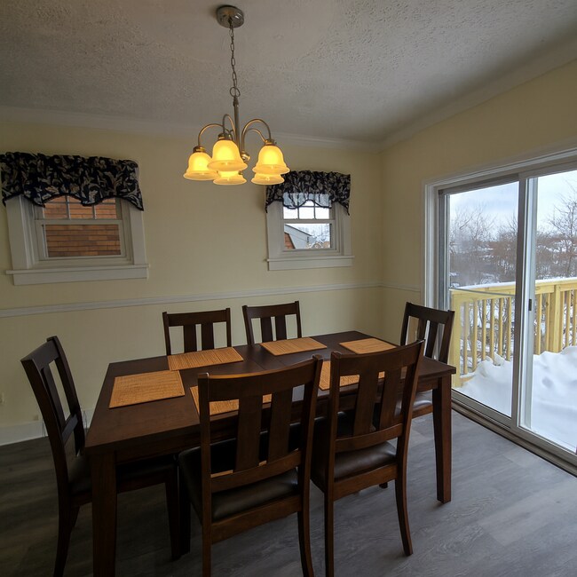 Building Photo - 2940 Brevard Ave