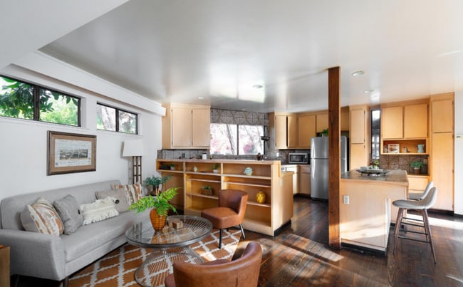 Building Photo - Upper Westside / Close to UCSC