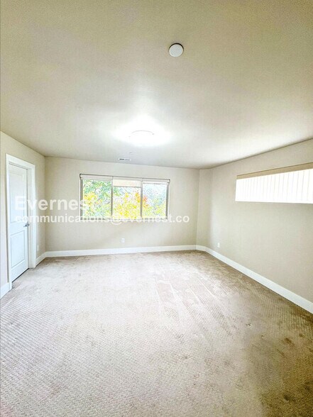 Building Photo - 14830 16th Pl W