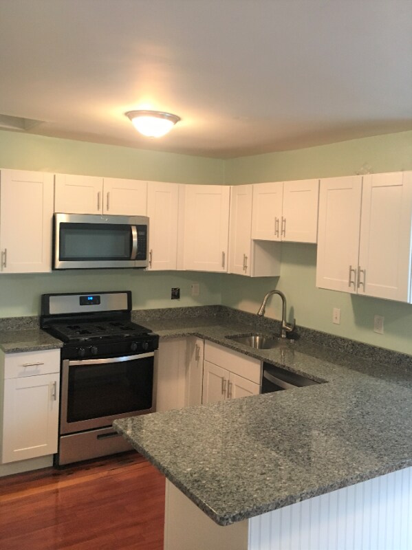 Building Photo - 349 Seaver St