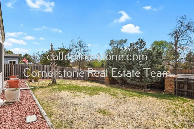 Building Photo - 8640 Boxelder Dr