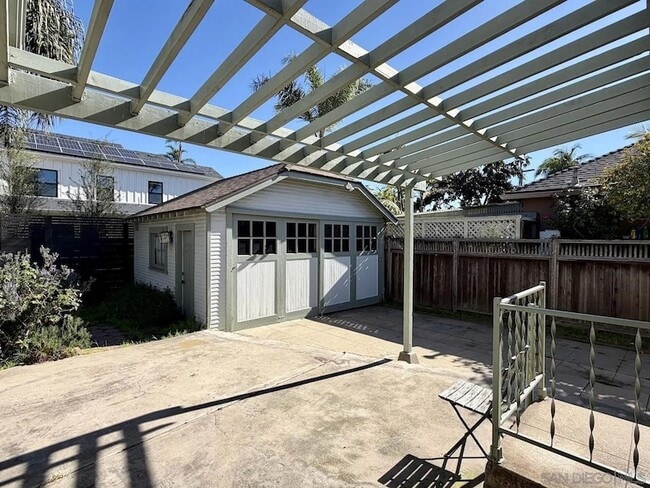 Building Photo - 3917 Hawk St