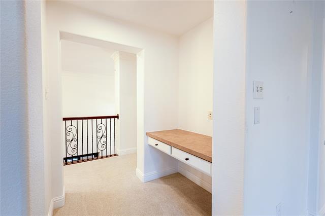 Building Photo - 2408 Lady of the Lake Blvd