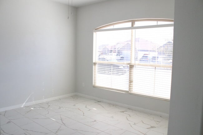 Building Photo - 6814 Colony Rd