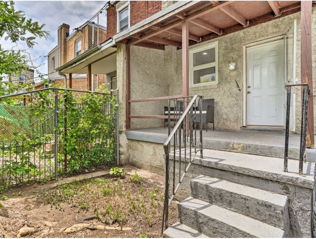 Rear Porch - 821 S Vogdes St