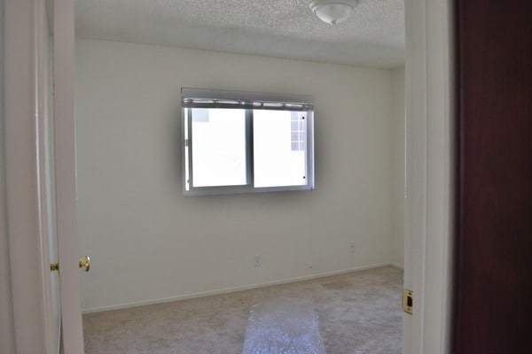 Building Photo - 1561 W 204th St