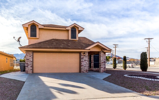 Building Photo - Prestigious Tri Level Home on East Side