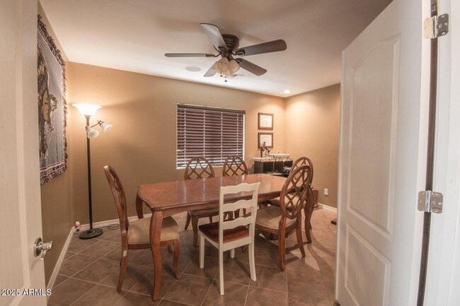 Building Photo - 16013 N 174th Ave