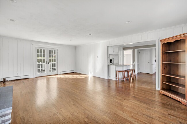 Building Photo - 41 Butternut Ln