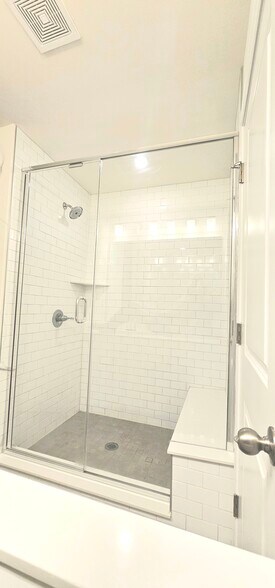 Building Photo - 1534 Cedar Tree Dr