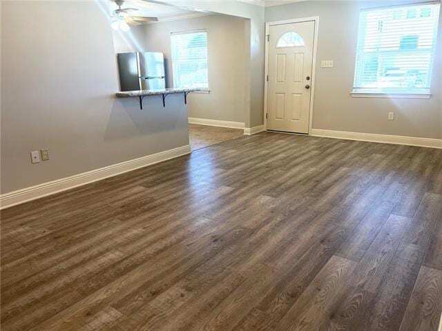 Building Photo - 6573 Center St