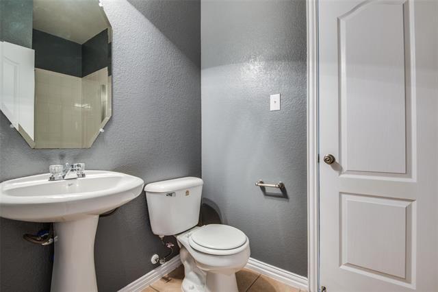 Building Photo - 9301 Jerico Dr