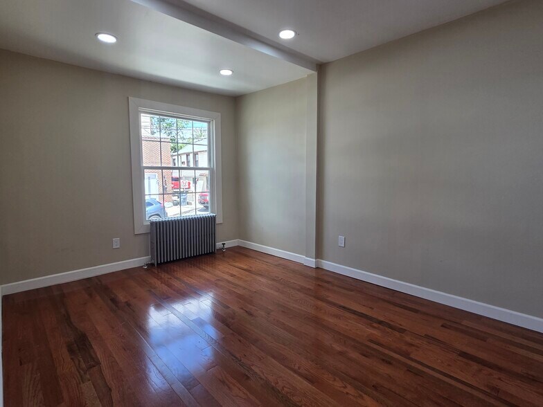 Building Photo - 1513 67th St