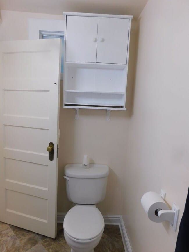 Building Photo - 2 bedroom Single Family House Ready Soon!