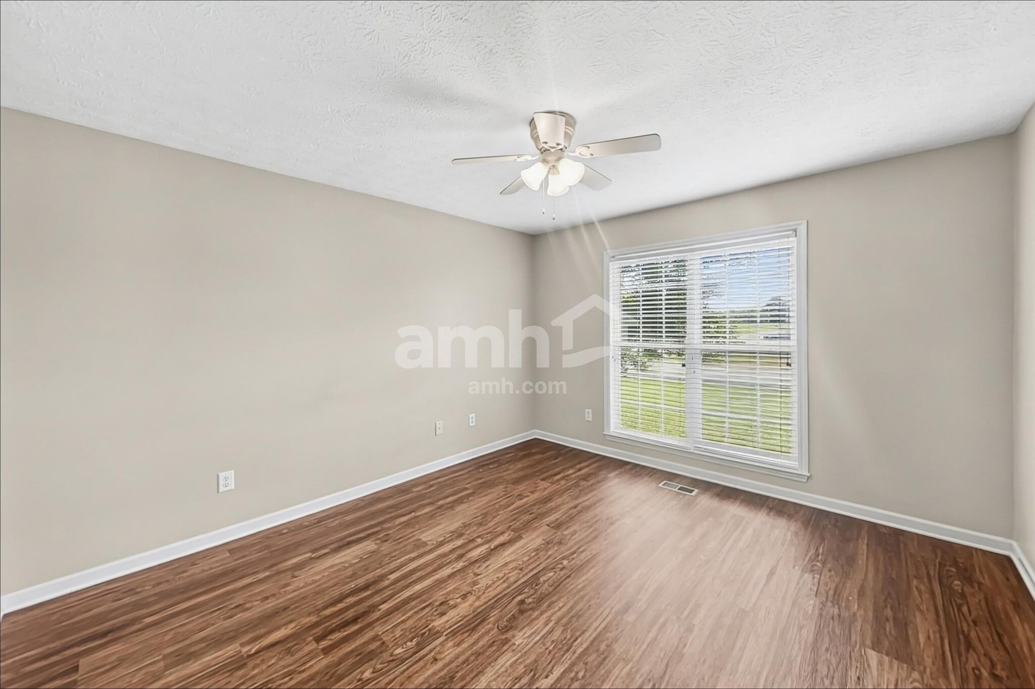 Building Photo - 201 Fox Hunt Ln