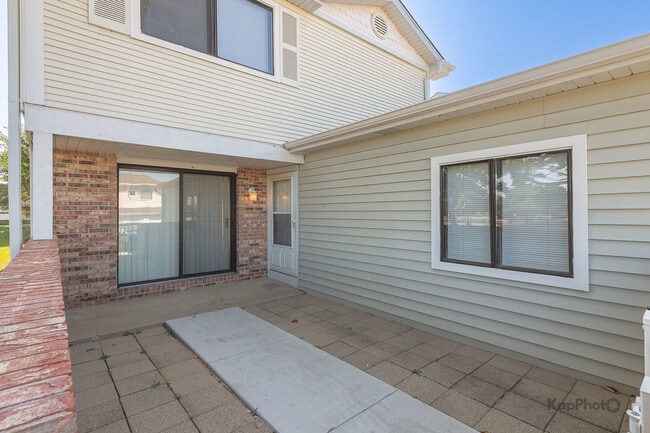 Building Photo - 713 Mariners Point