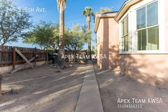 Building Photo - 245 S 5th Ave