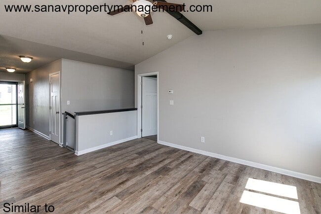Building Photo - 3040 Worchester Dr