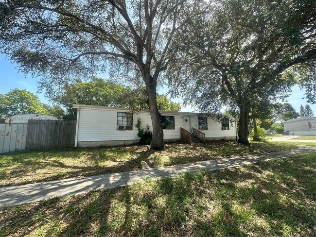 Building Photo - 10521 S 228th Ln