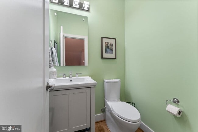 Building Photo - 3533 Bellflower Ln