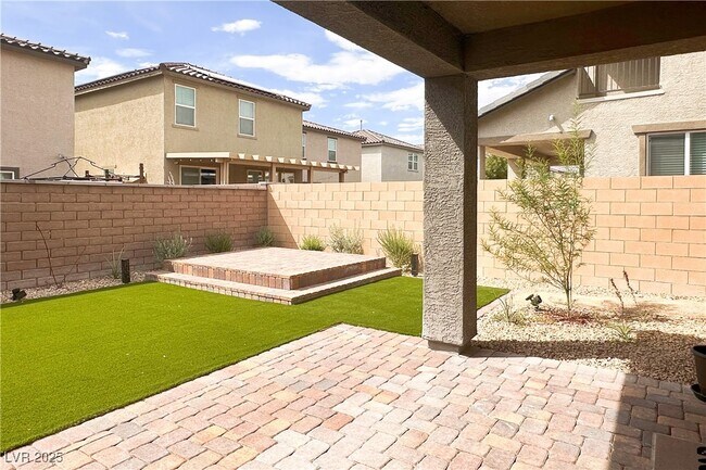Building Photo - 7203 Stockton Dunes St