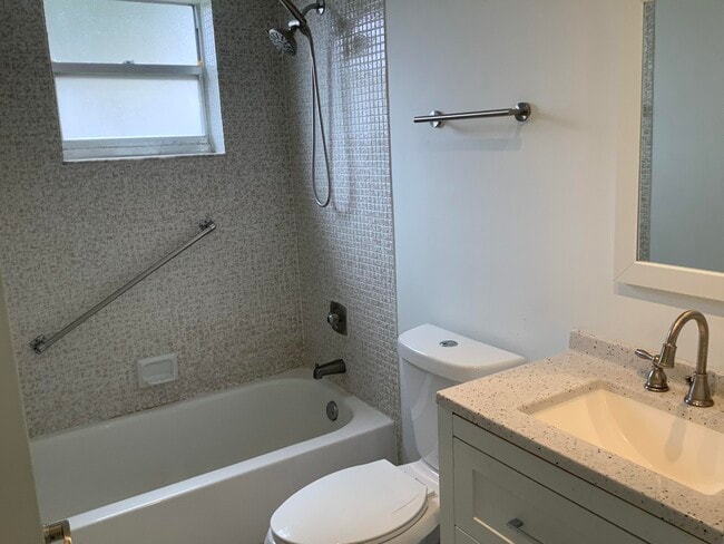 Building Photo - 794 Normandy Trail