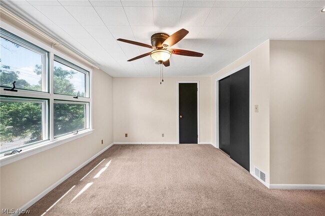 Building Photo - 4313 Neville Rd