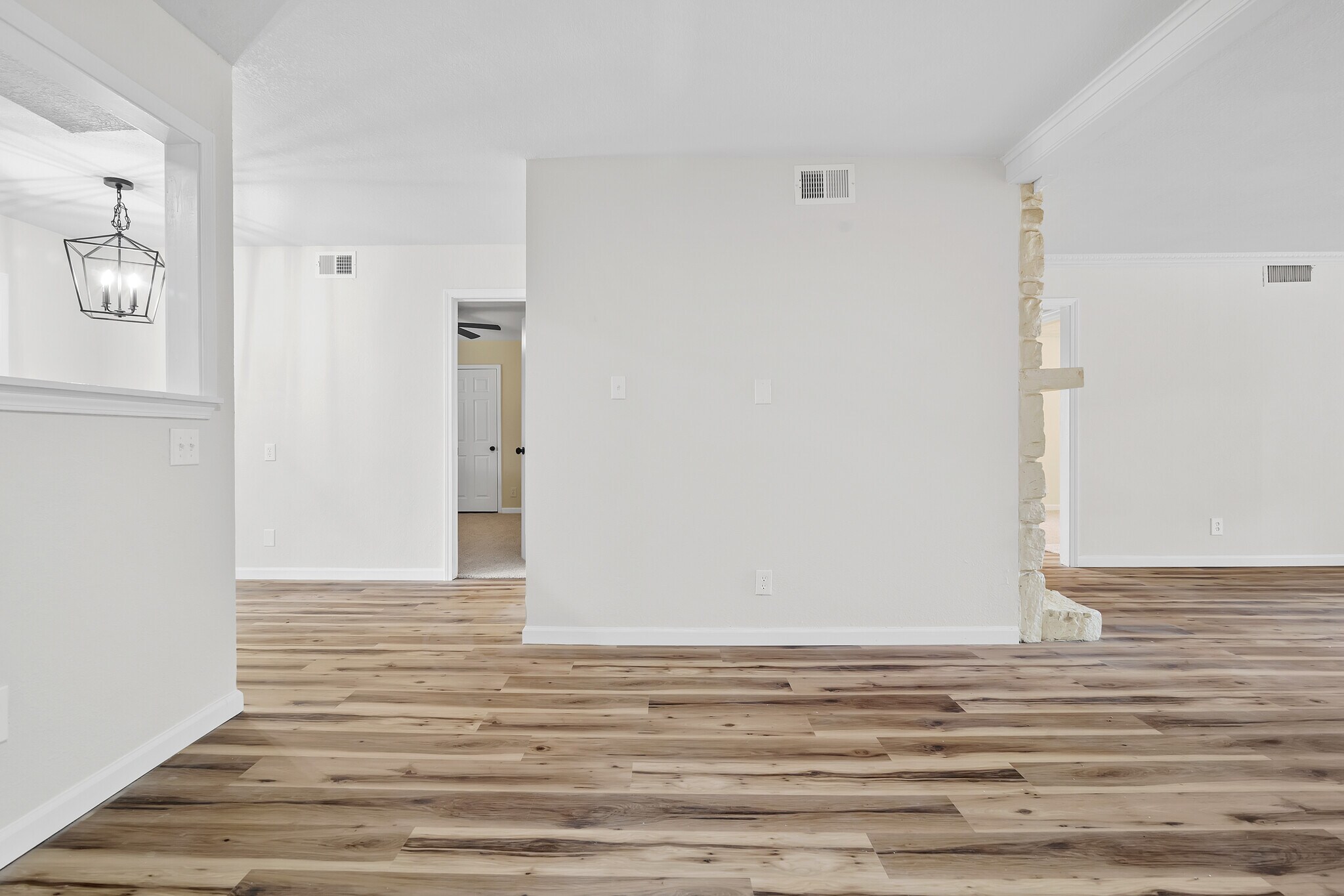 Building Photo - 4426 E 68th St