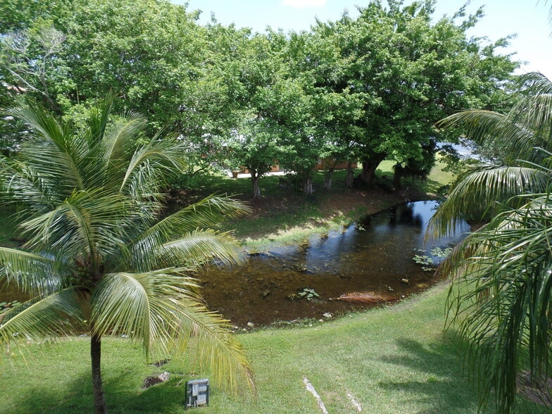 Building Photo - 5740 Rock Island Rd