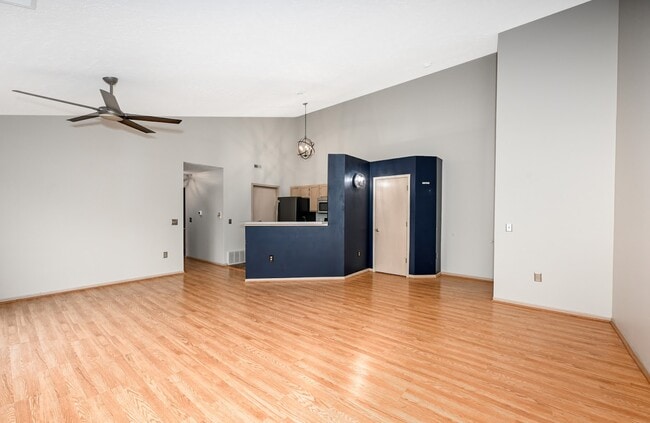 Living Room (View 1) - 1460 Buckingham Gate Blvd