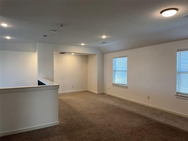 Building Photo - 2409 Doncaster Dr