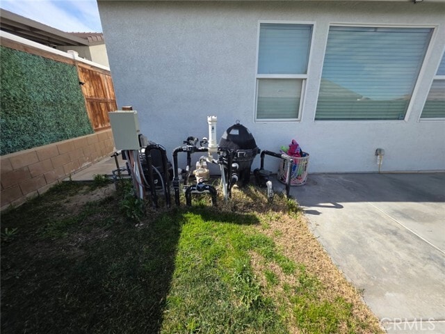 Building Photo - 15895 Green Acres Ct