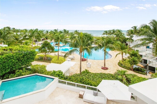 Building Photo - 50 South Pointe Dr