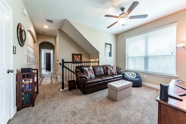 Building Photo - 403 Marina View Dr
