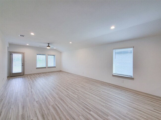 Building Photo - 7015 Halifax Harvest Ln