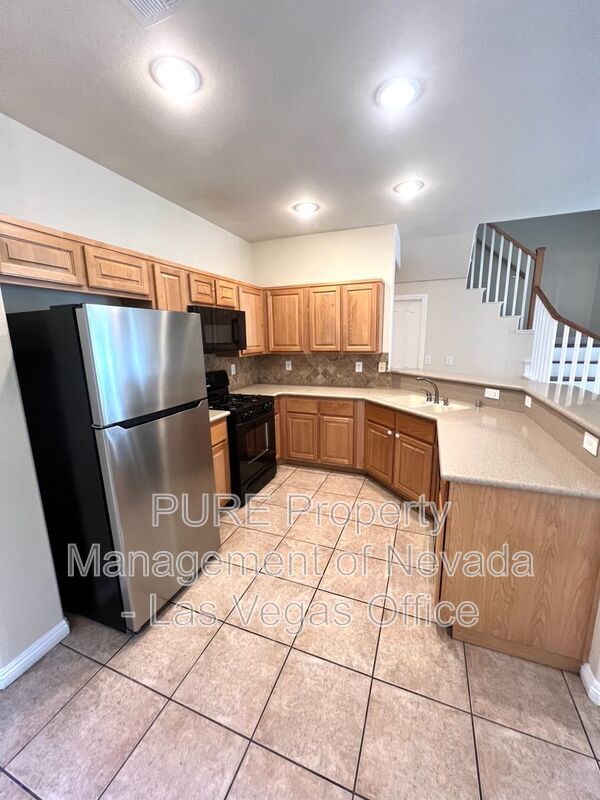 Building Photo - 8809 Horizon Wind Ave