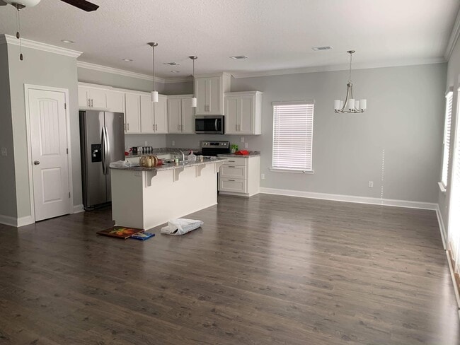 Building Photo - 117 Brasher Dr