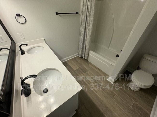 Building Photo - 103 Wilmington St