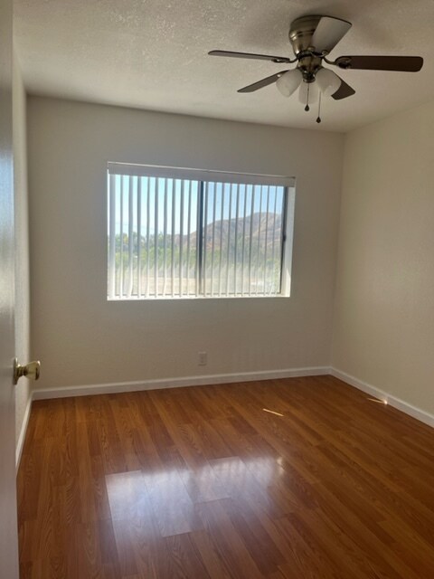 bedroom 2 - 29120 San Timoteo Canyon Rd
