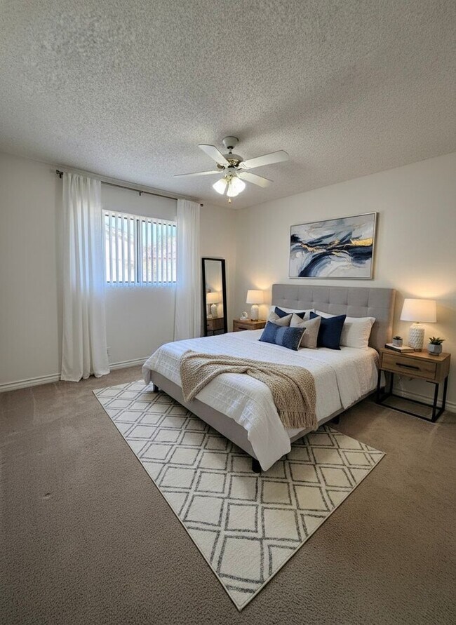 Building Photo - Private 2 Bed 2 Bath Single-Story Living in West Anaheim