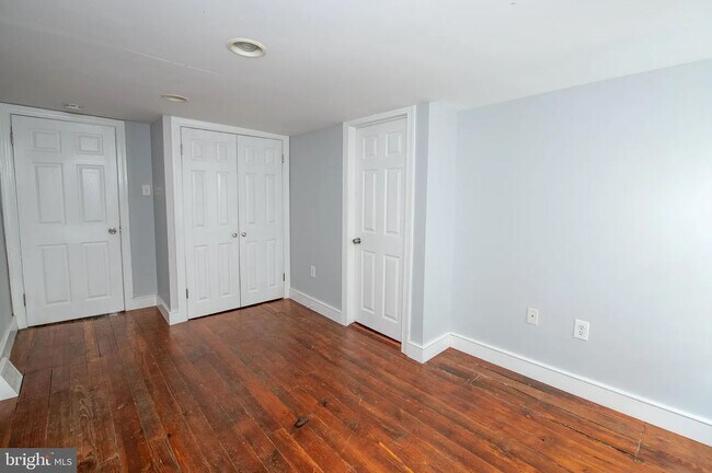 Bedroom - 3803 Sharp St