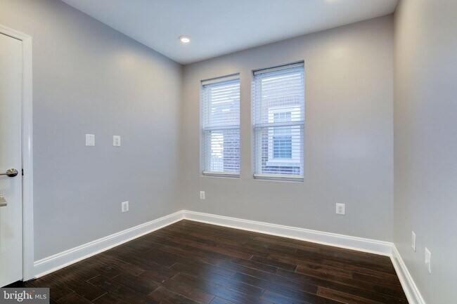 Building Photo - 4209 JENIFER St NW