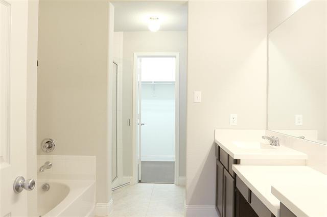 Building Photo - 1108 Kingston Ct