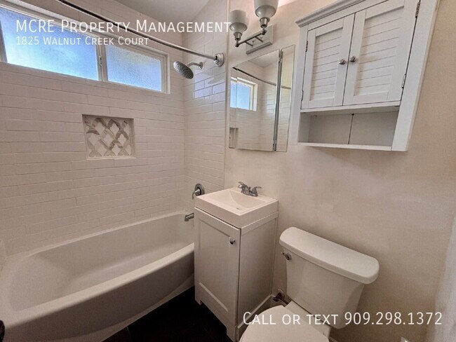 Building Photo - 1825 Walnut Creek Ct