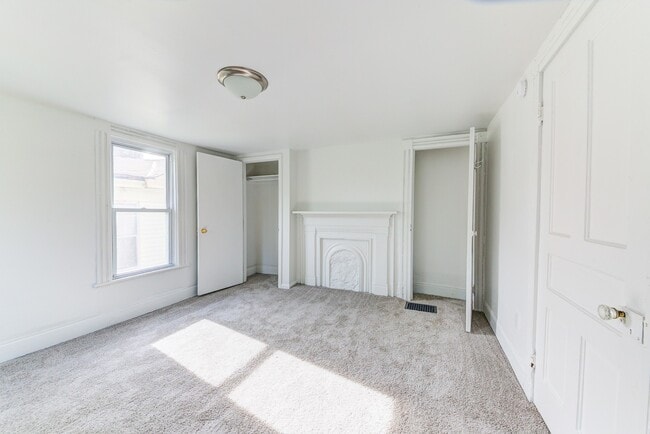 Building Photo - 20 Sylvania Ave