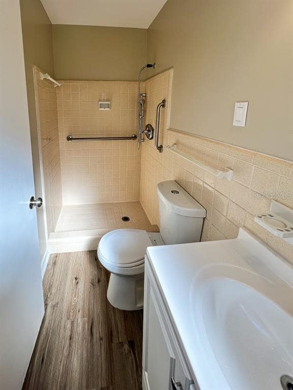 Building Photo - 1901 NW 36th Dr