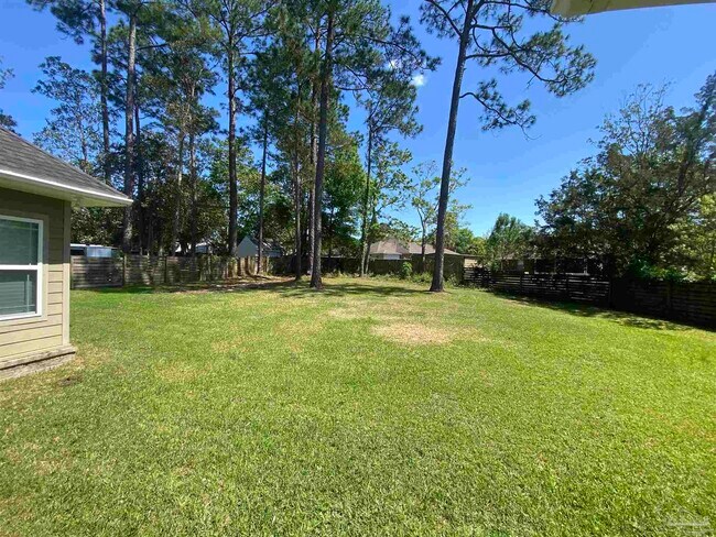 Building Photo - 1671 Eagle Terrace